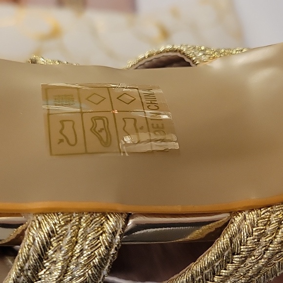 Gorgeous Lady GODIVA | Stiletto Gold Metallic Rope | Heels | Open | Size 10 - Picture 13 of 17